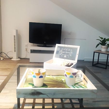 Suite Mansardee Independante, 25Min Lyon-Villefranche Chazay-d'Azergues Eksteriør billede